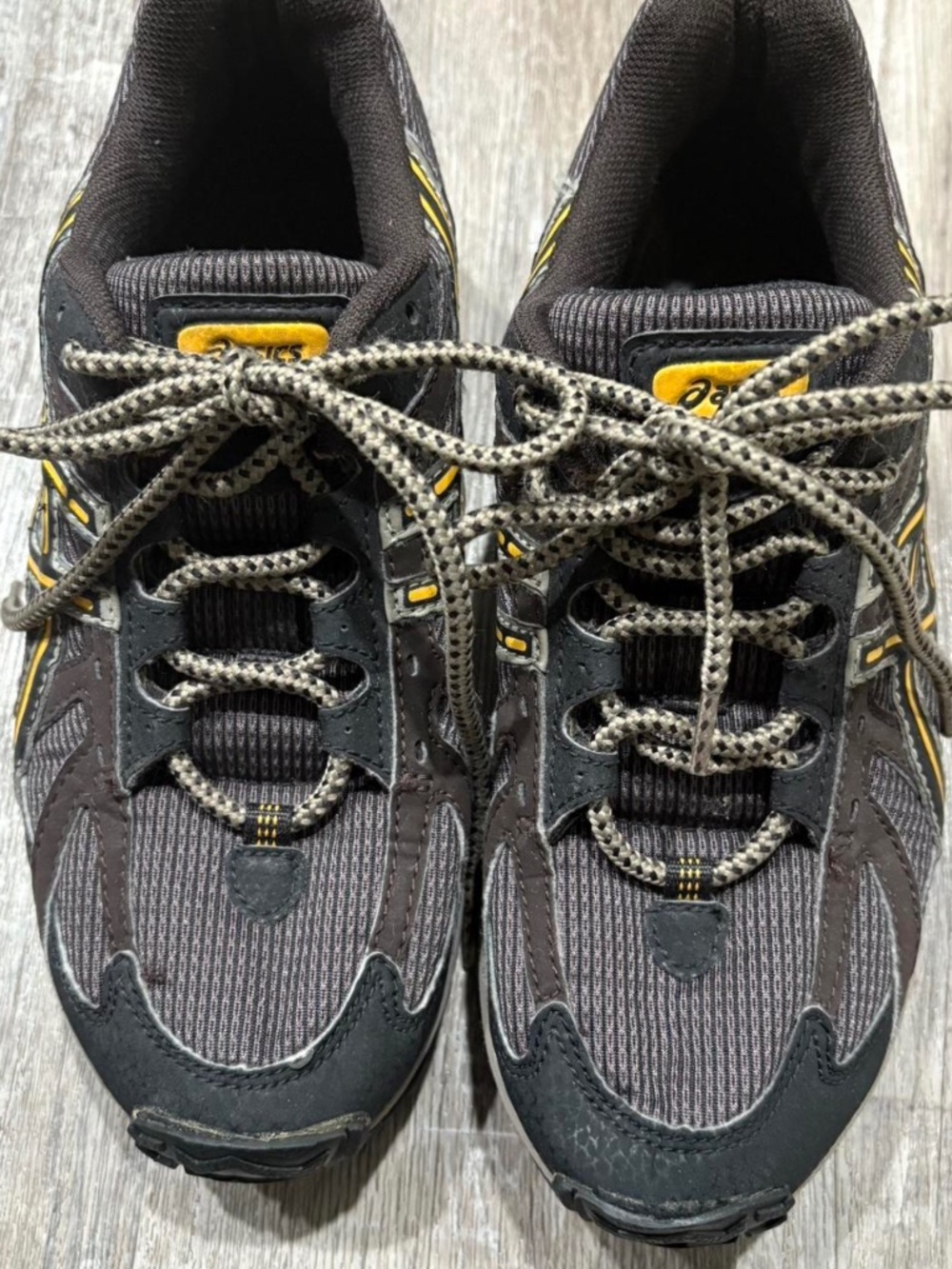 vintage ASICS Gel-Venture 7
